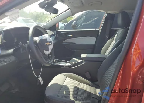 2024 Chevrolet Trax 1Lt из США, поврежденный, VIN KL77LHE28RC112133